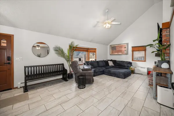 15908 N Azure Dr, Spokane, WA 99208