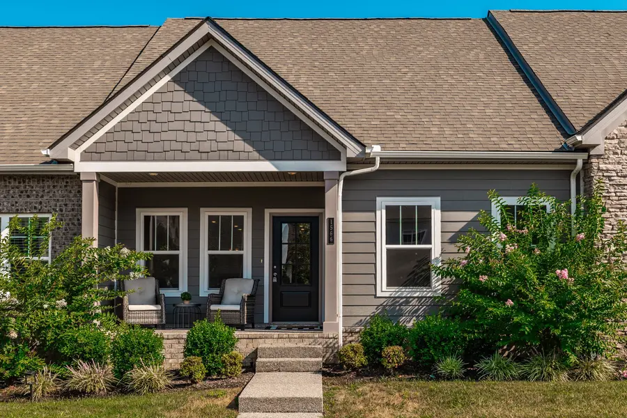 1566 Cedarbrooke Ln, Lebanon, TN 37090