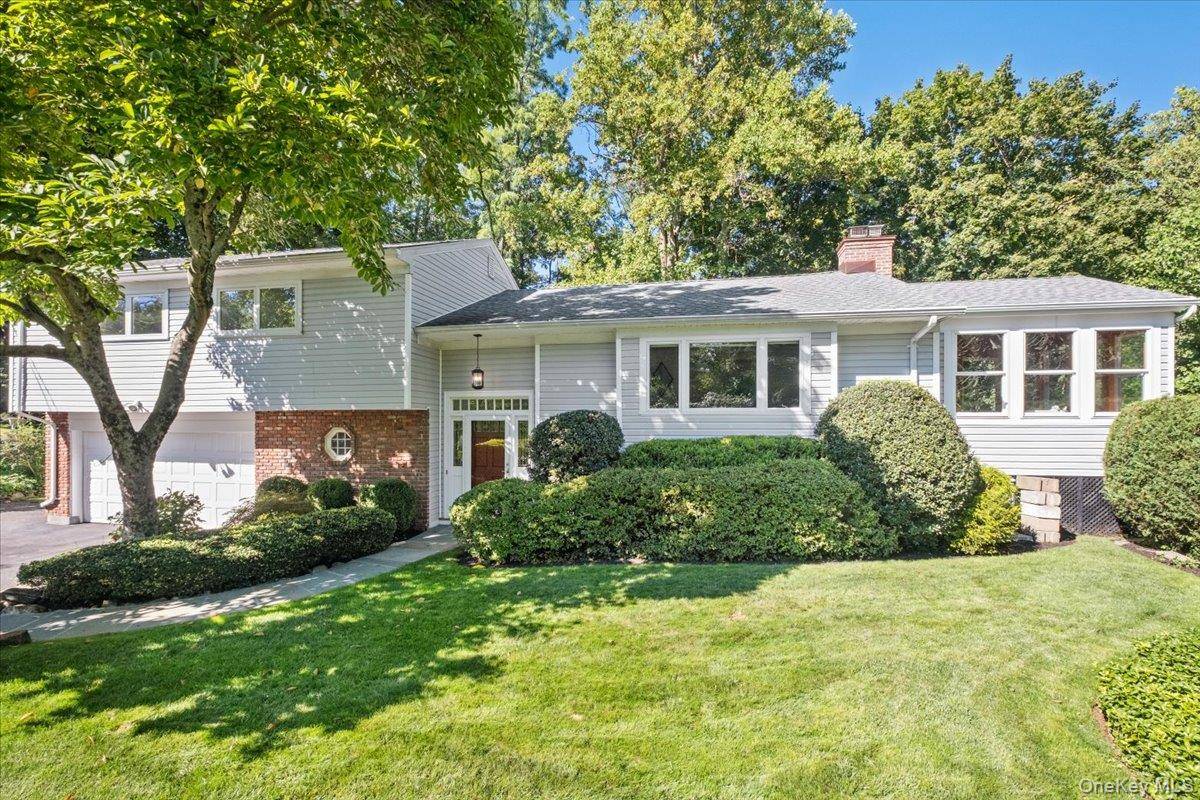 268 Broadfield RD, New Rochelle, NY 10804