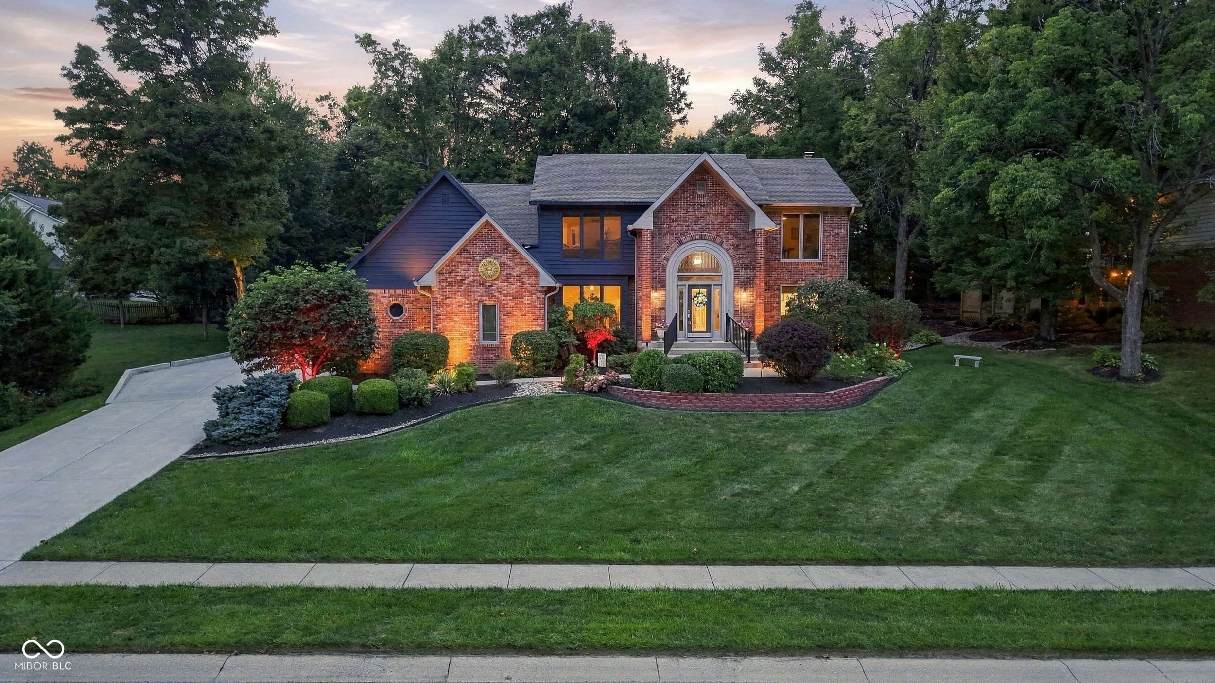 8510 Bluefin CIR, Indianapolis, IN 46236
