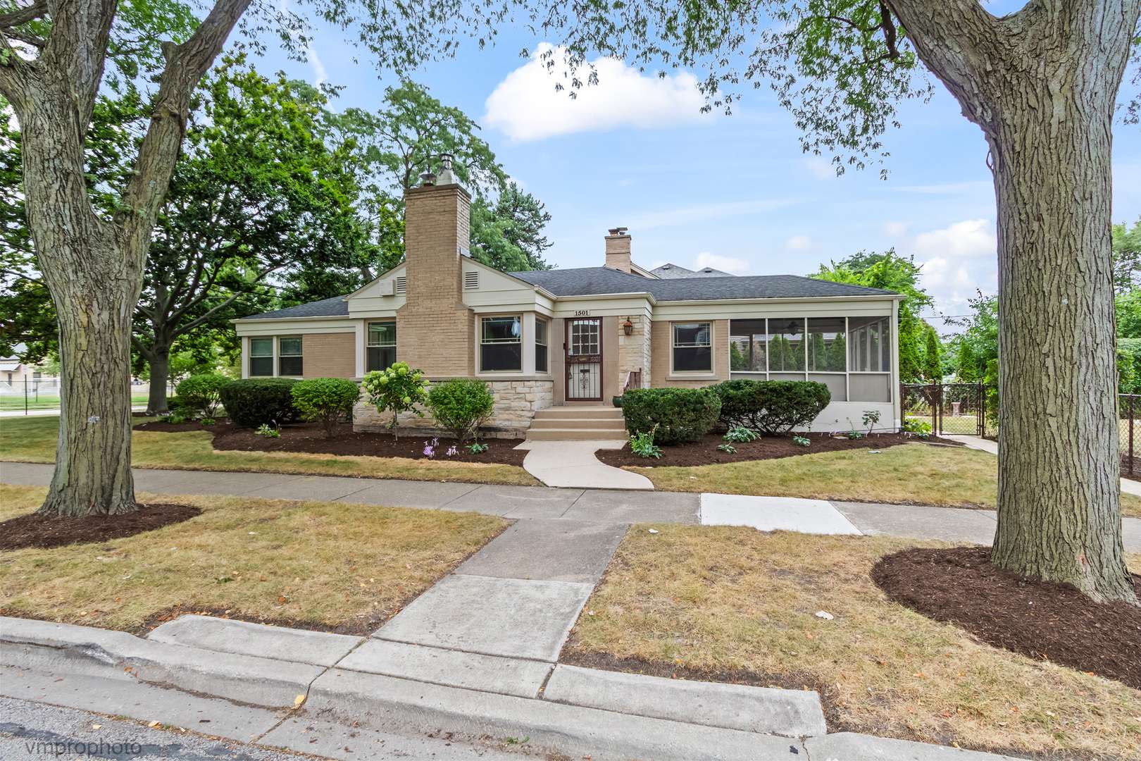 River Forest, IL 60305