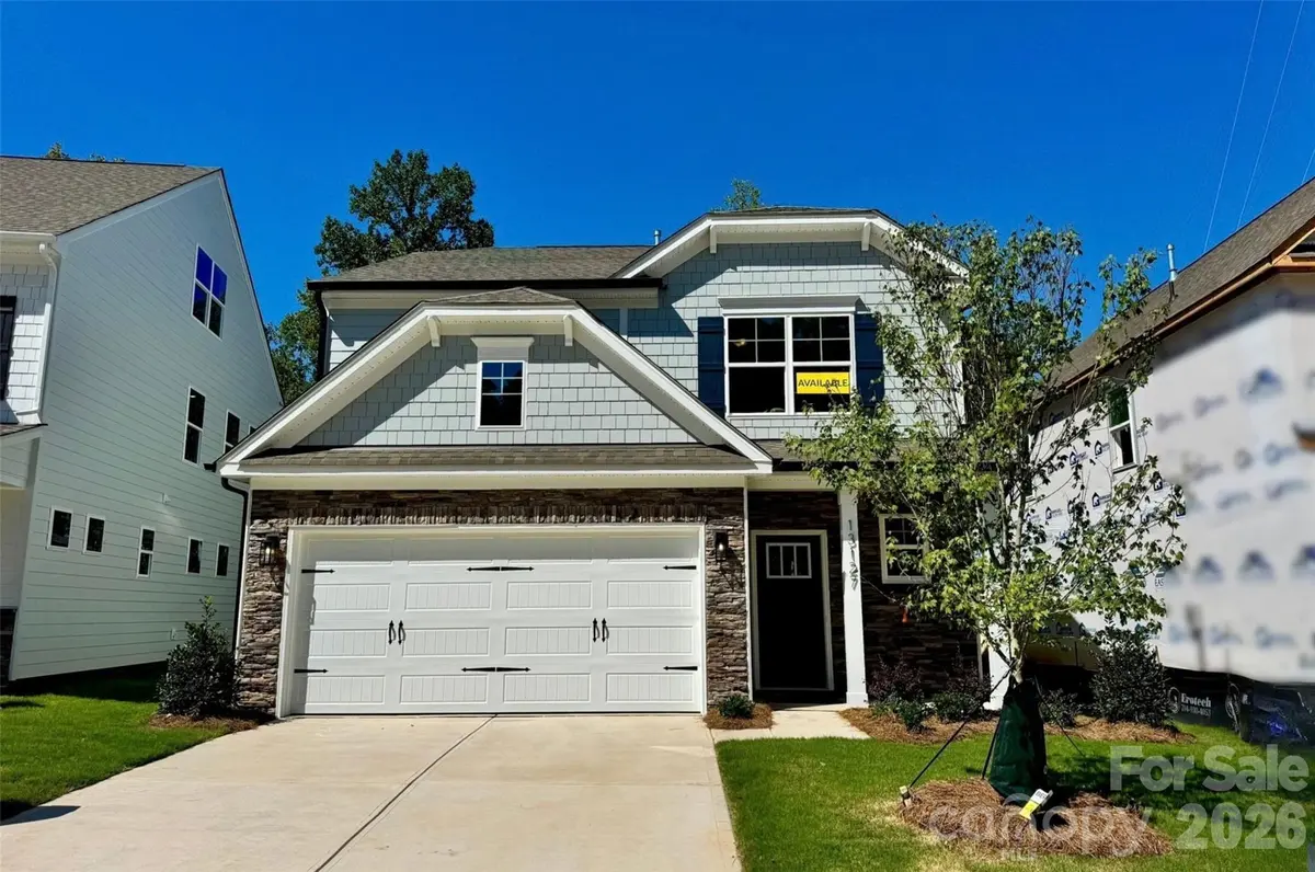 13127 Foxberry RD, Charlotte, NC 28213
