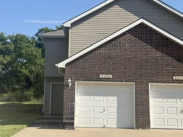 18504 E 3rd Street CT, Independence, MO 64056