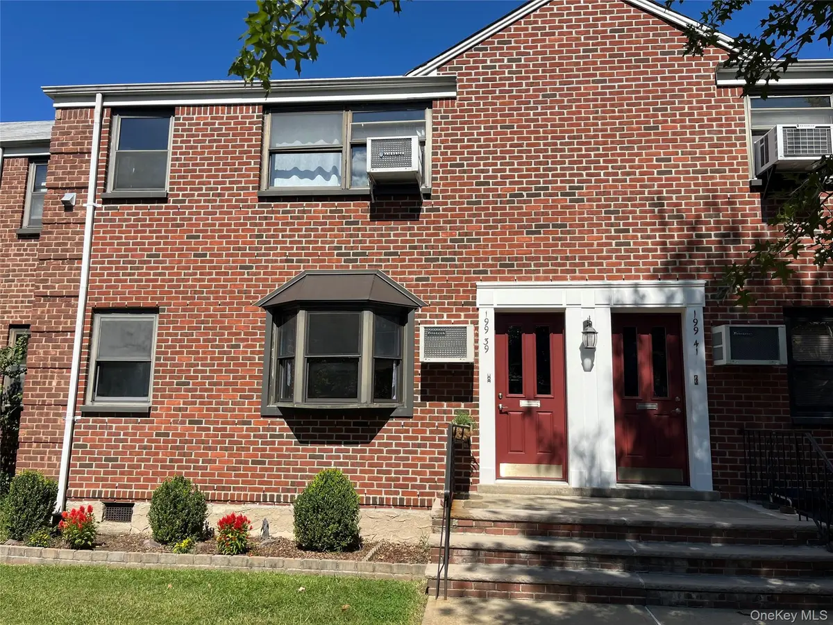199-39 19th AVE #2143, Whitestone, NY 11357
