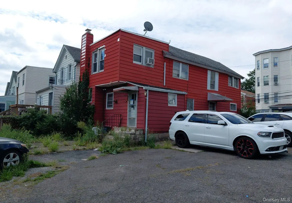 2 Alder ST, Yonkers, NY 10701