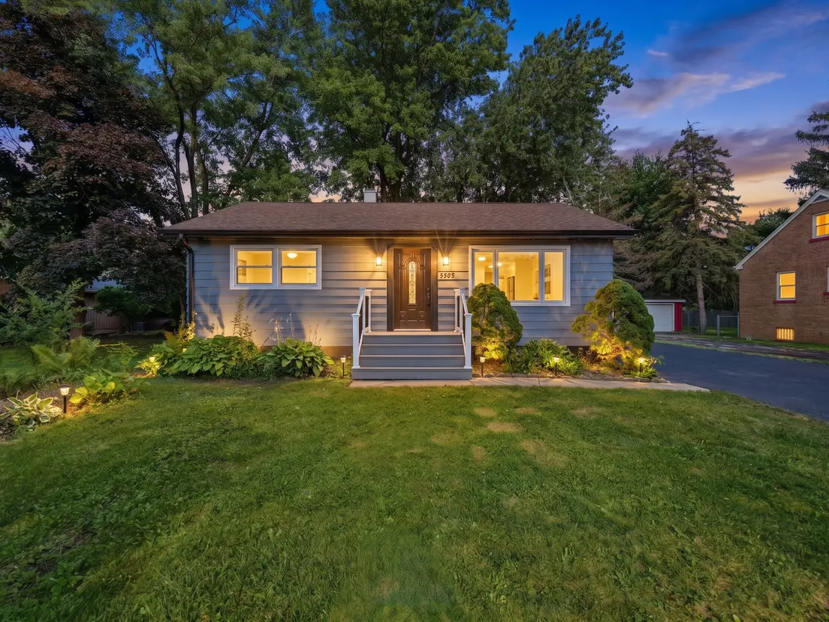 5905 Lee AVE, Downers Grove, IL 60516