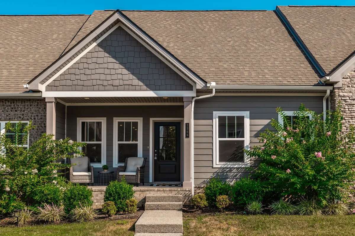 1566 Cedarbrooke Ln, Lebanon, TN 37090