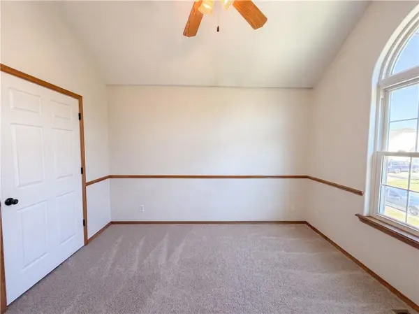 21505 E 50th Terrace CT, Independence, MO 64015