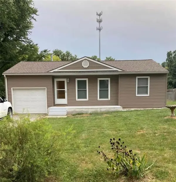 301 Crispin ST, Richmond, MO 64085