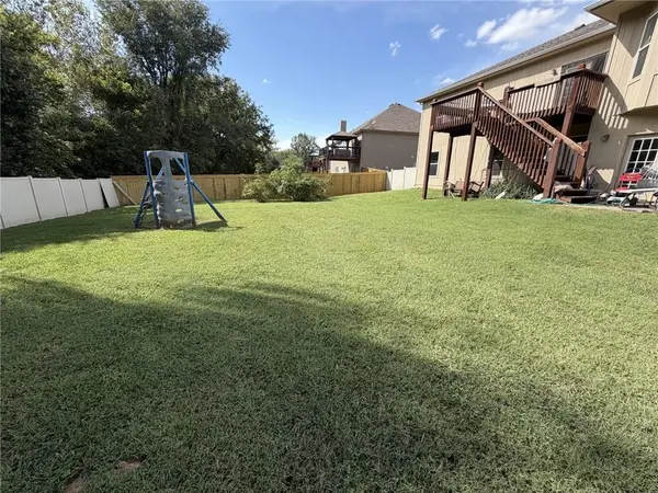 803 Charles ST, Knob Noster, MO 65336