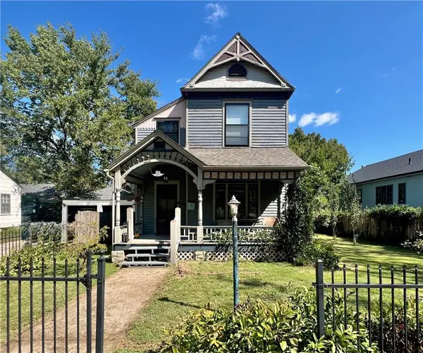 808 Mississippi ST, Lawrence, KS 66044