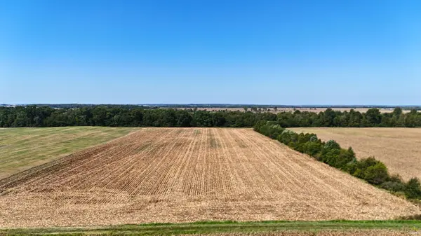 W 550 S ***, Lyons, IN 47443
