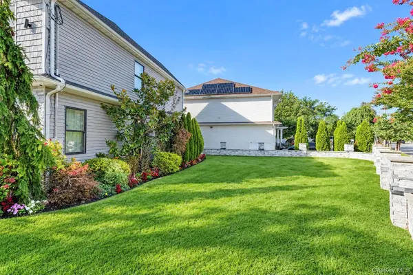 552 Dover RD, Oceanside, NY 11572