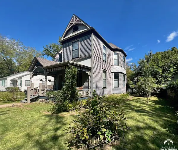 808 Mississippi ST, Lawrence, KS 66044