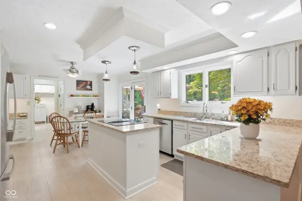 8510 Bluefin CIR, Indianapolis, IN 46236
