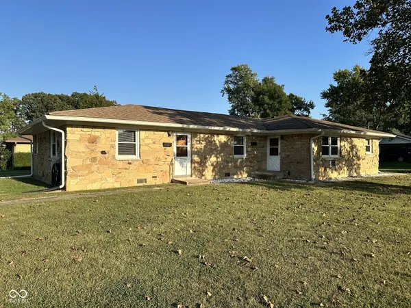 1215 Raymond ST, Plainfield, IN 46168