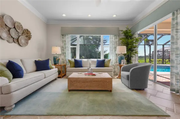 20844 CASTLE PINES CT, North Fort Myers, FL 33917