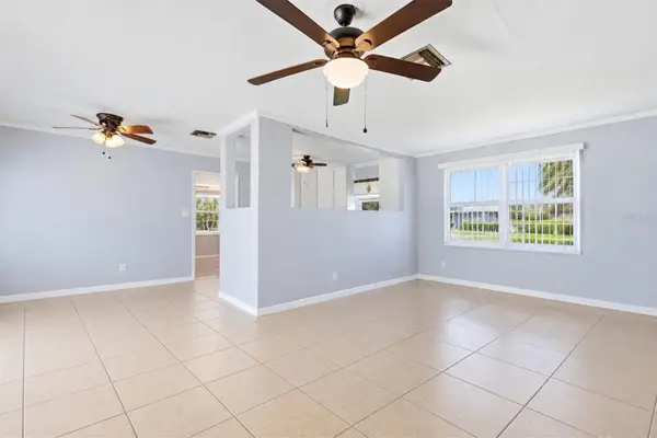 2424 WARNE ST, Port Charlotte, FL 33952