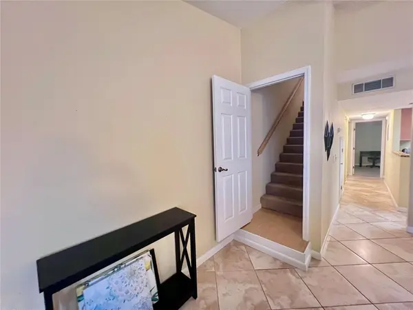 2508 SW 35TH PL #H46, Gainesville, FL 32608