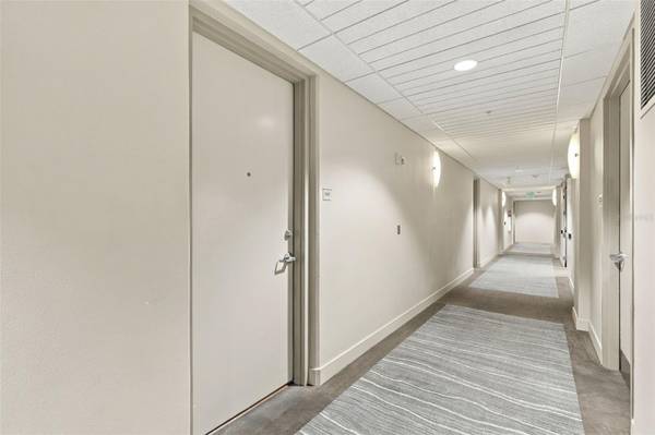 150 E ROBINSON ST #2005, Orlando, FL 32801