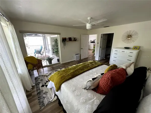 9485 HAMLIN BLVD #8, Seminole, FL 33776