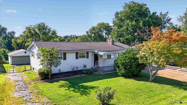 208 Hill DR, Other, MO 63039
