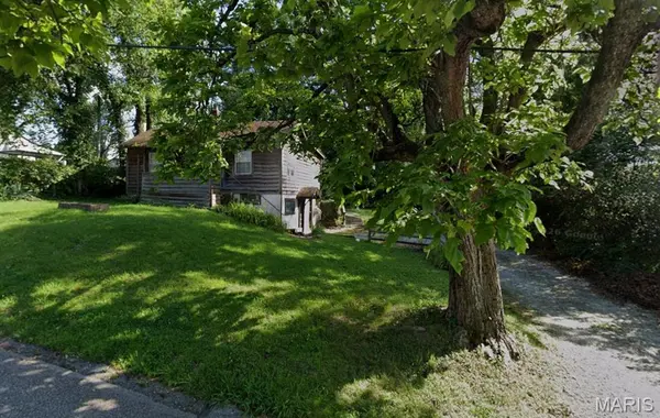 11238 Van Cleve AVE, St Louis, MO 63114