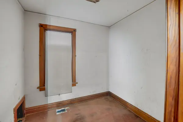 2041 W 22nd PL, Chicago, IL 60608