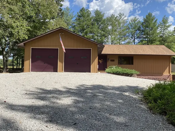5702 N Thompsonville RD, Thompsonville, IL 62890