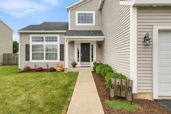 6900 Twin Falls DR, Plainfield, IL 60586