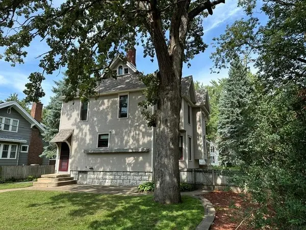 406 Ferguson ST, Charles City, IA 50616