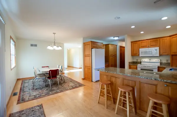 5500 Rhoades AVE NW, South Haven, MN 55382