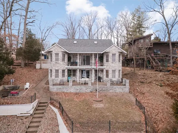 175 OAK CIR, Goreville, IL 62939