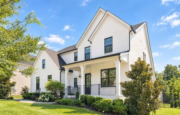 2049 Belsford Dr, Nolensville, TN 37135