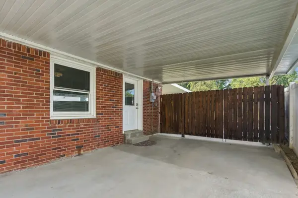 2108 Crystal Dr, Nashville, TN 37210