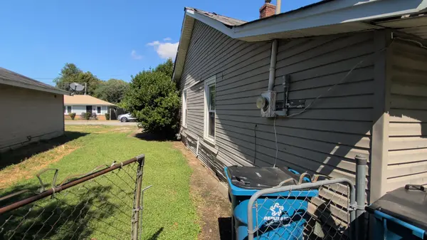 408 E 2nd St, Trenton, TN 38382