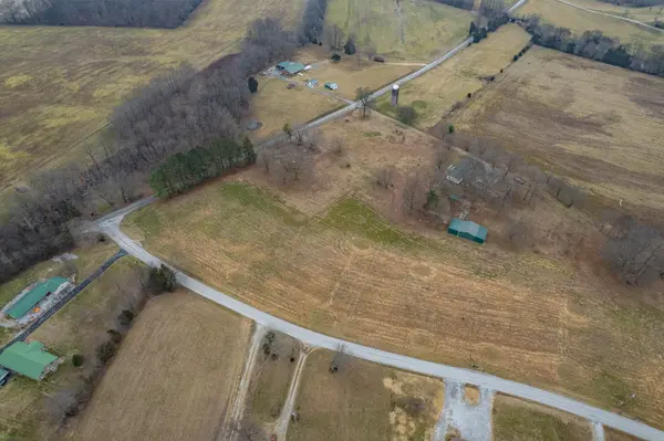 10266 Ragsdale Rd, Manchester, TN 37355