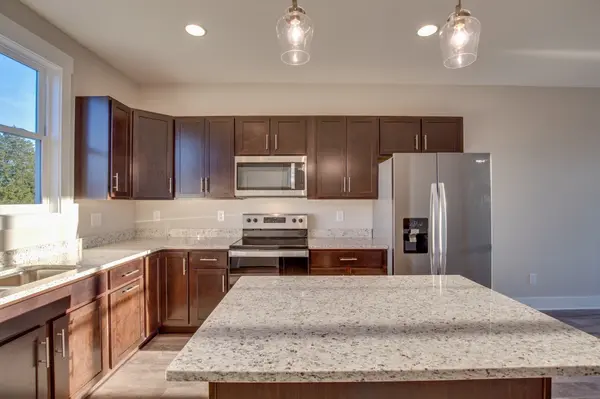 406 Harper Lndg, Chapel Hill, TN 37034