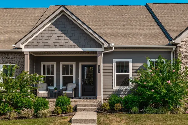 1566 Cedarbrooke Ln, Lebanon, TN 37090