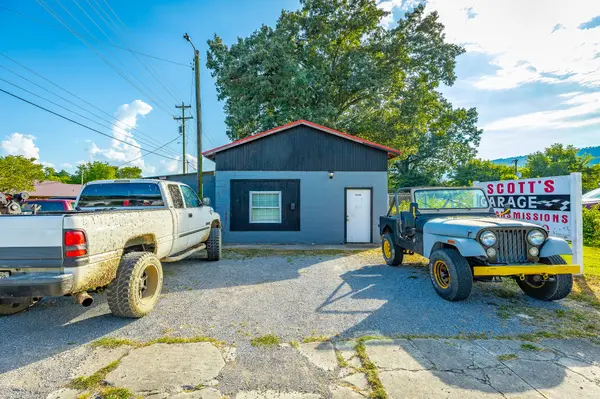 51 Cates St, Dunlap, TN 37327
