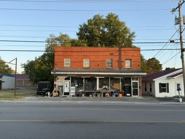406 W Lincoln St, Tullahoma, TN 37388