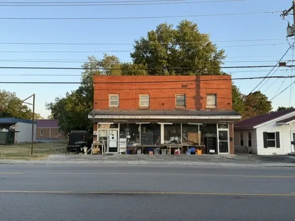 406 W Lincoln St, Tullahoma, TN 37388