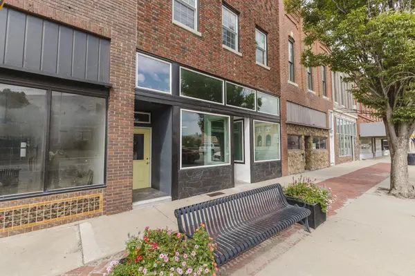 419 N Main, Newton, KS 67114