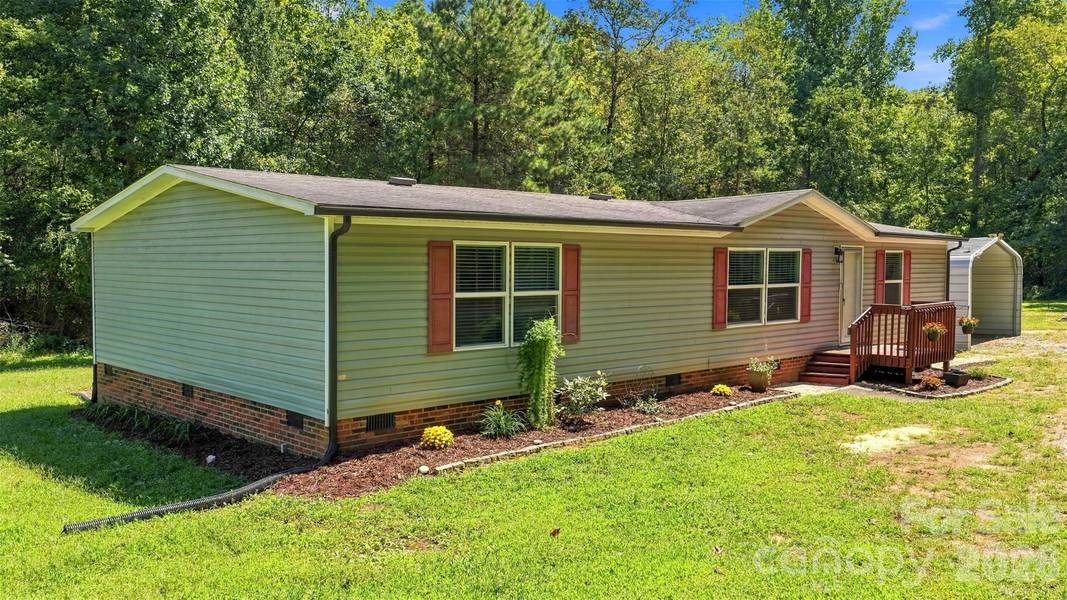 4782 29th Street DR NE, Hickory, NC 28601