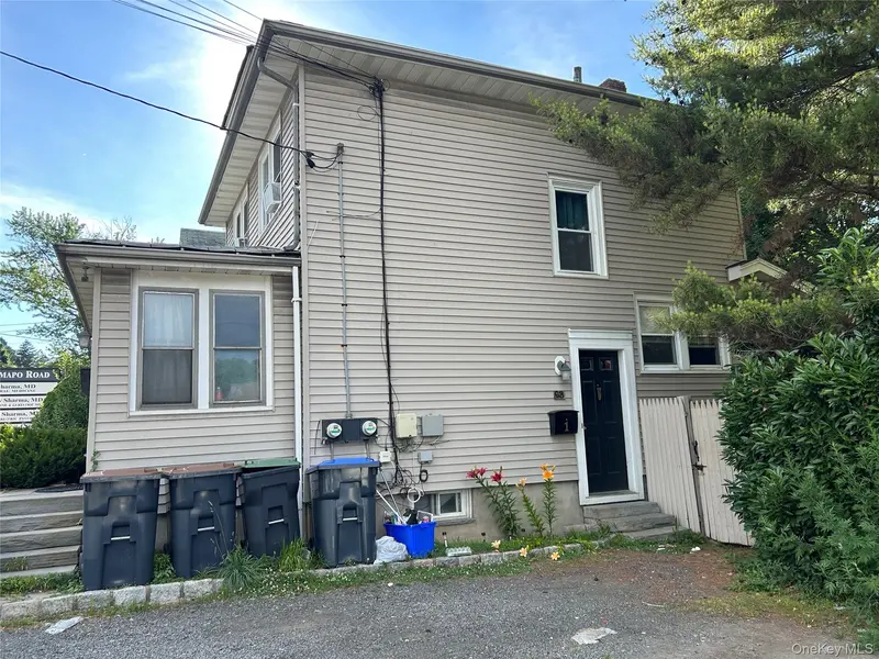68 Ramapo RD #1, Garnerville, NY 10923
