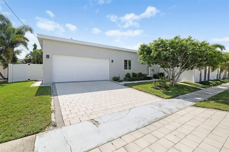4524 RIVERWOOD AVE, Sarasota, FL 34231