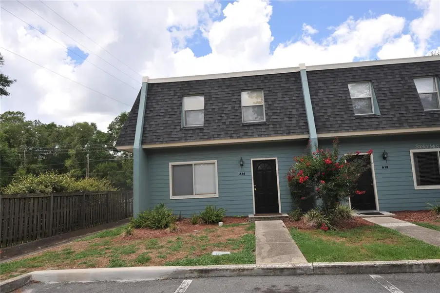 501 SW 75 ST #A14, Gainesville, FL 32607