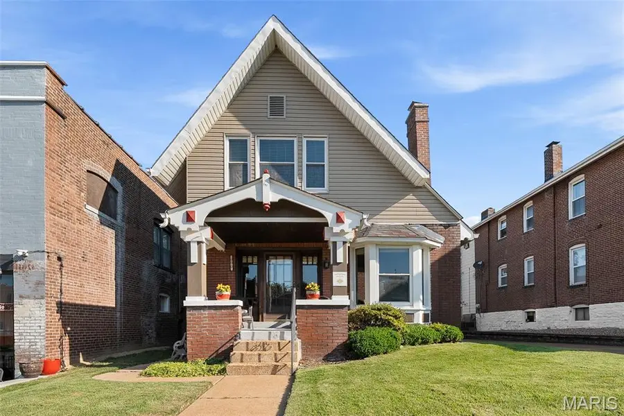 5347 Devonshire AVE, St Louis, MO 63109
