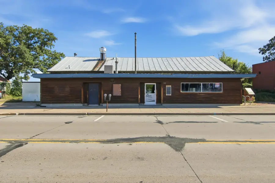 512 Crescent ST SE, Menomonie, WI 54751