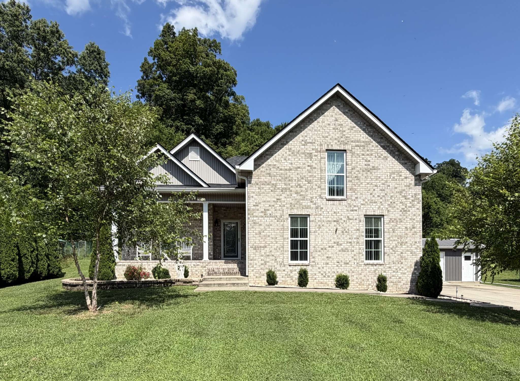1136 Slaters Creek Rd, Goodlettsville, TN 37072